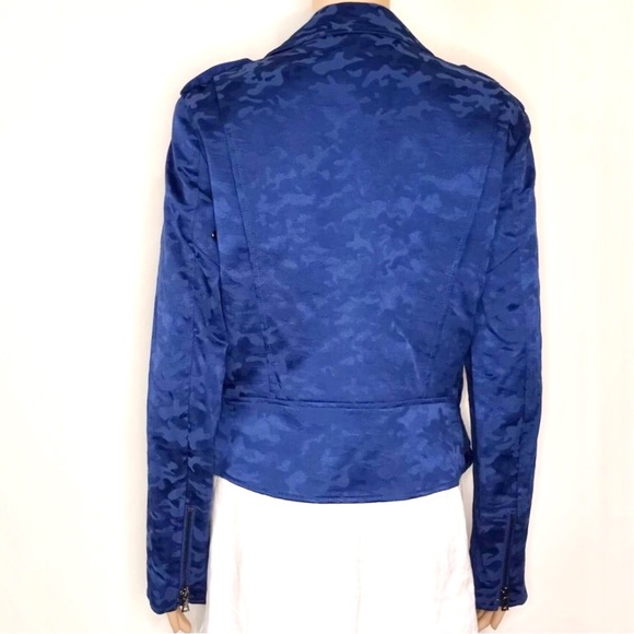 Anne Klein Blue Camouflage Moto Biker Zip Front Buckle Front Jacket Size 8 - Picture 5 of 7